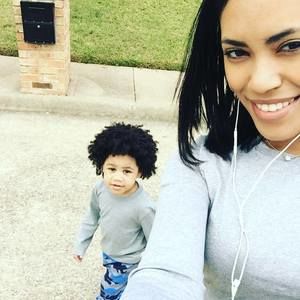 Meet your Posher, Danyelle